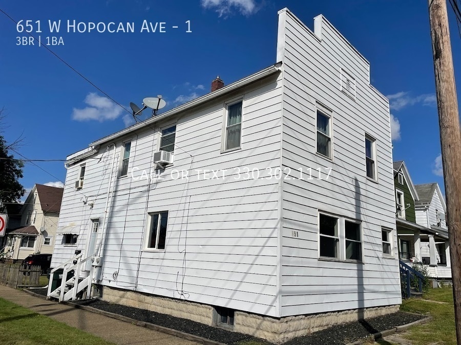 651 W Hopocan Ave Unit 1, Barberton, OH 44203 Room for Rent in Barberton, OH