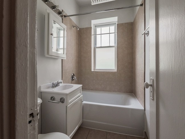 Photo - Berteau Manor Apartments