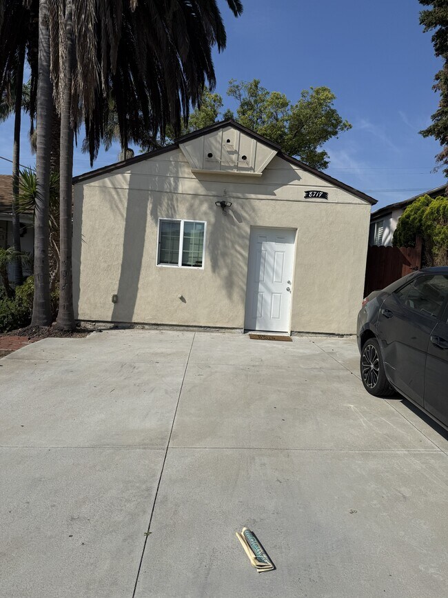 Foto del edificio - 8719 Yorktown Ave