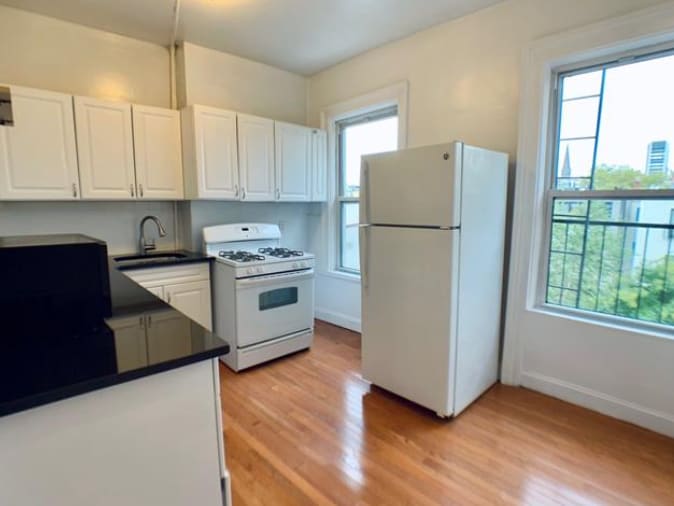 Foto principal - 725 Garden St