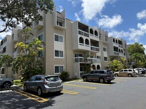 Building Photo - 7720 Camino Real