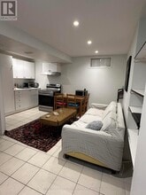 Building Photo - 82 Valhalla Ct