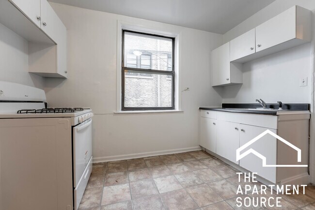 Foto del edificio - 2338 N Spaulding Ave