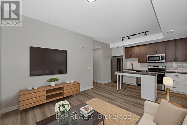 Building Photo - 211 Armstrong St