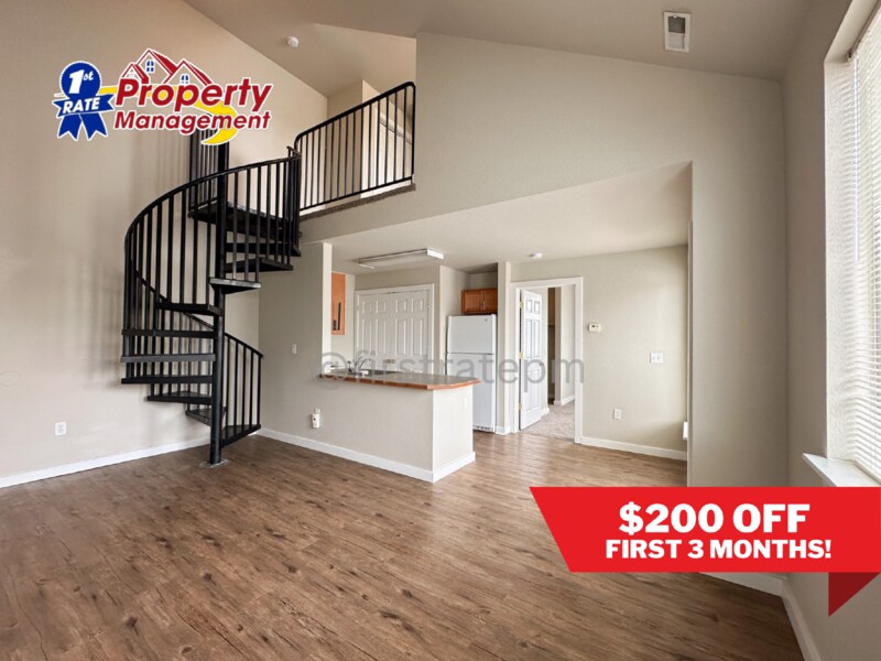 Foto principal - 272 W Mallard Drive