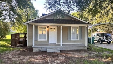 Building Photo - 903 W Alabama Ave