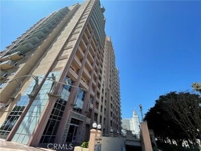 Building Photo - 388 E Ocean Blvd