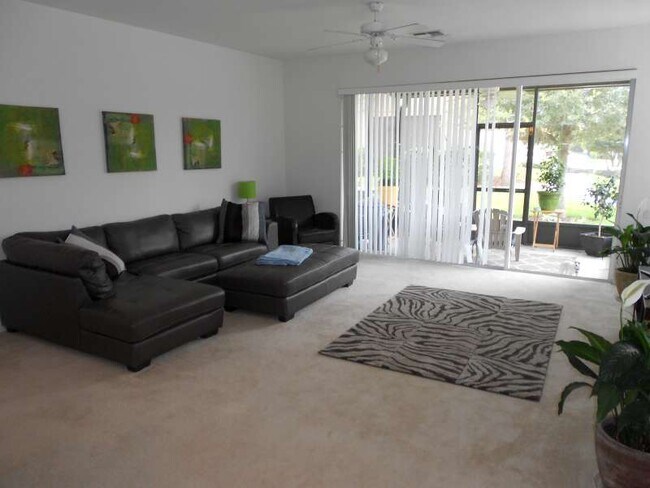 Building Photo - 1180 Peralta Ct