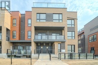 Building Photo - 16-16 Lytham Grn Cir