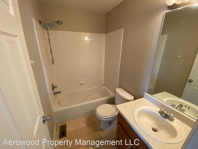 Building Photo - 1273 S Zeno Way