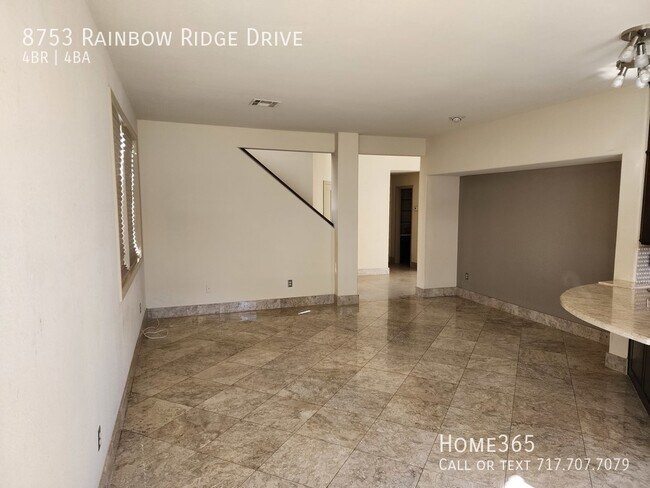 Foto del edificio - Move In Special - Beautiful two-story, 4 b...