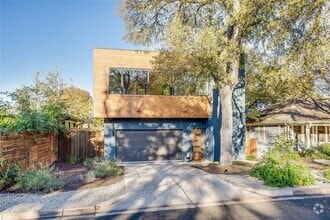 Building Photo - 2112 Montclaire St