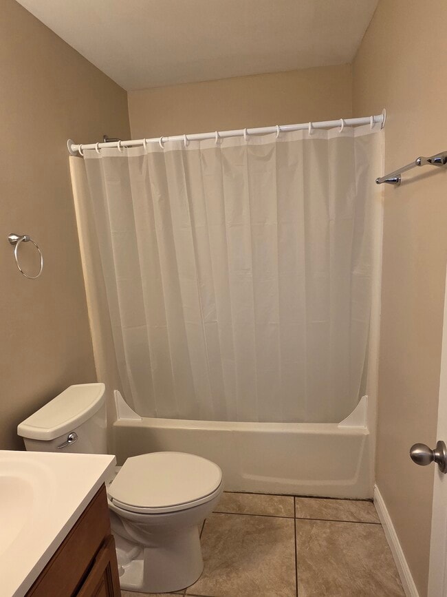 Building Photo - 38280 North Ln