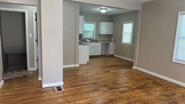 Foto del edificio - 4118 Spencer St
