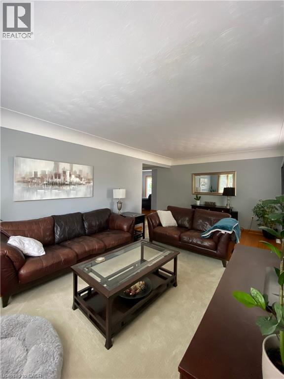 Photo du bâtiment - 1841 Rymal Rd E