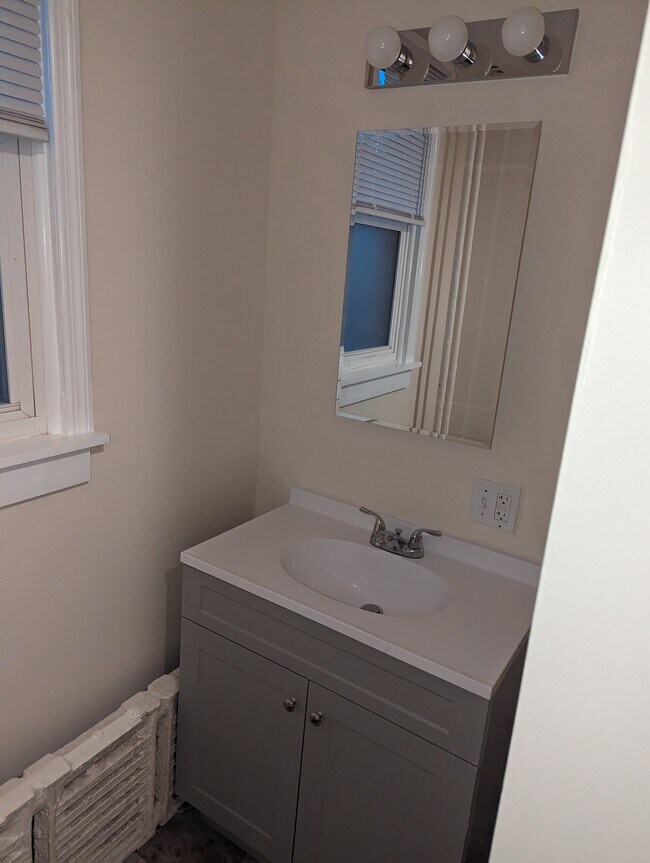 Bathroom - 65 Partridge St