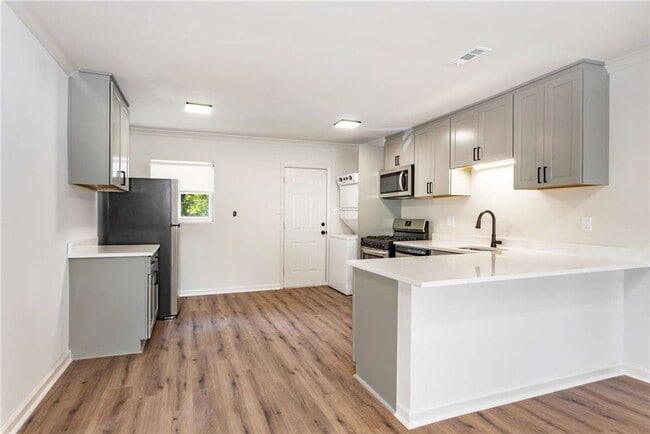 Foto del edificio - 1135 Woodland Ave NE