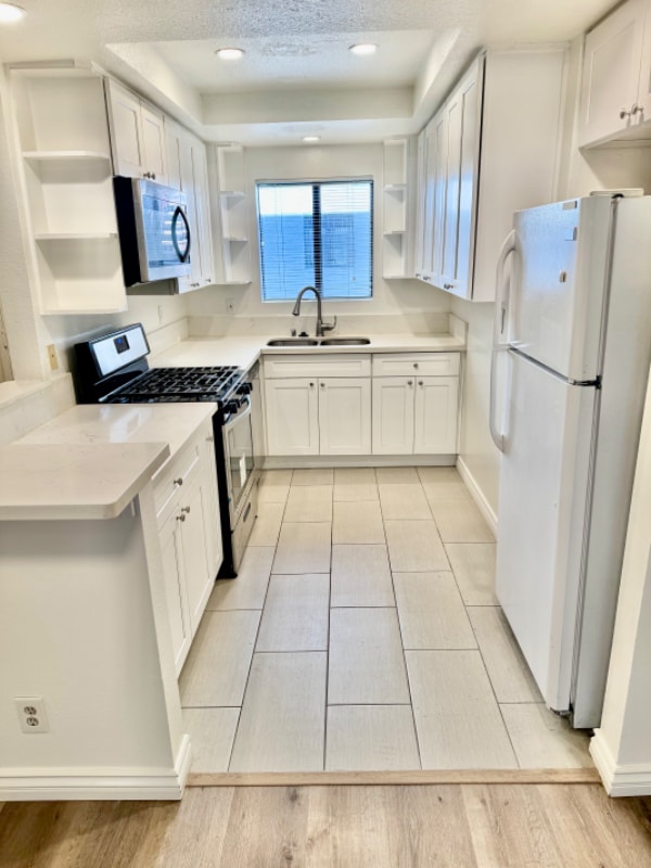 Foto del edificio - 5259 Cartwright Ave