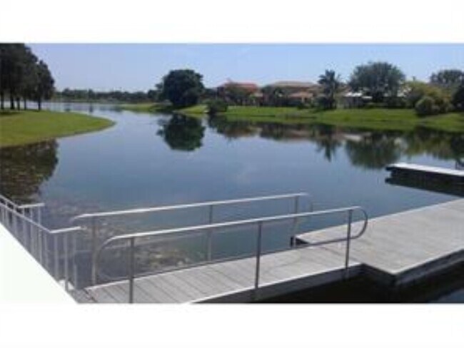 Foto del edificio - 2405 NW 33rd St