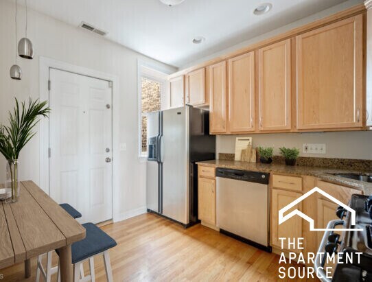 Foto del edificio - 3246 N Clifton Ave