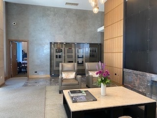 Building Photo - 450 E Waterside Dr