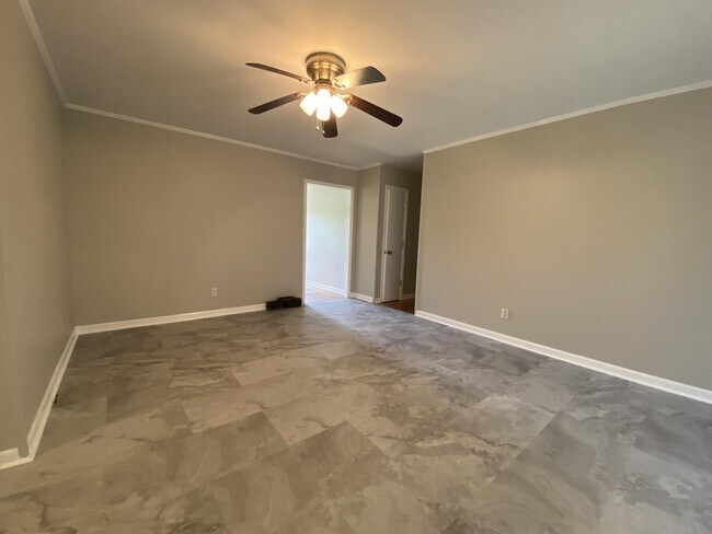 Foto del edificio - 5421 Silver Pine Ct