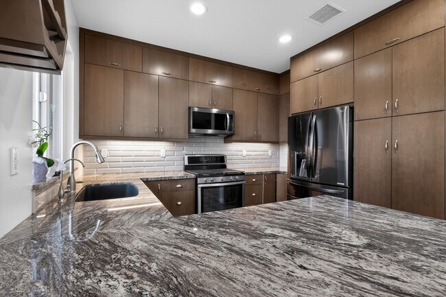 Foto del edificio - 1357 Sky Ridge Ct