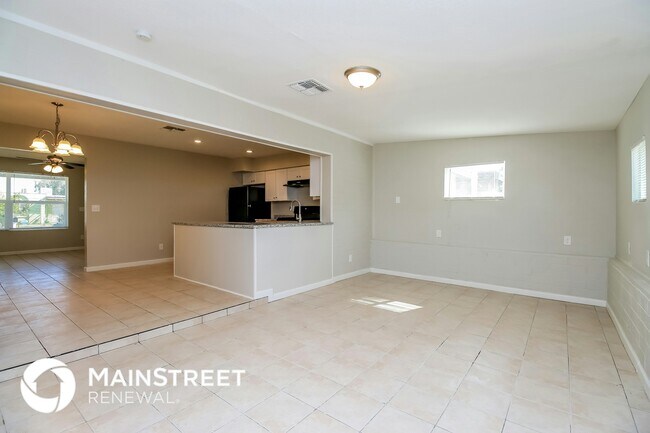 Foto del edificio - 4301 E Saint Catherine Ave