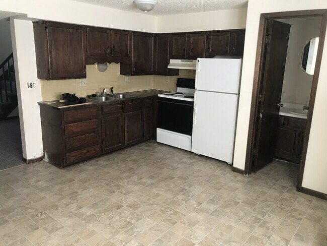 Foto del edificio - 3 Bedroom 2 Bathroom Duplex