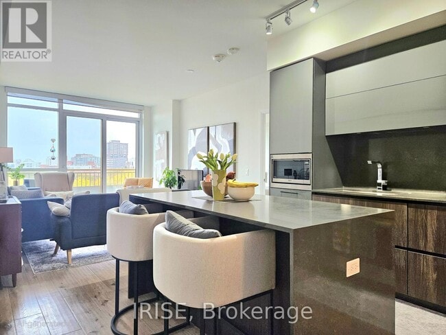 Photo du bâtiment - 151 Avenue Rd