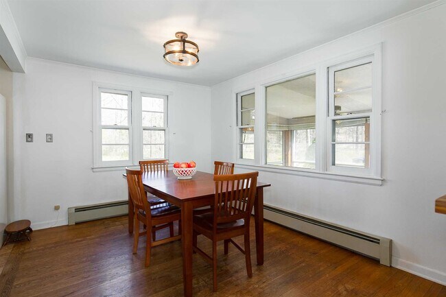 Foto del edificio - 340 Metzger Rd