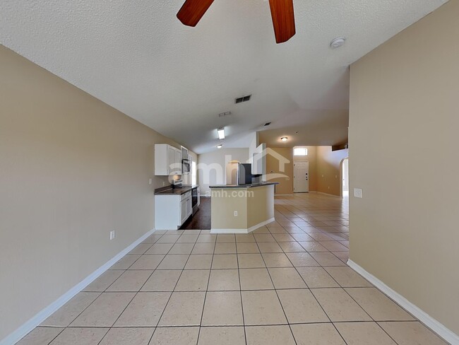 Foto del edificio - 6817 Westlake Blvd