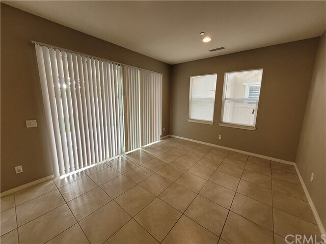 Foto del edificio - 14425 Willamette Ave