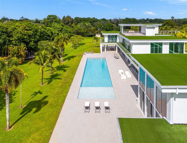 Building Photo - 17250 SW 52nd Ct