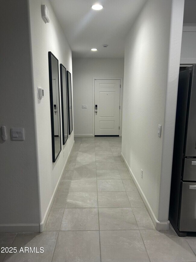 Foto del edificio - 24006 W Mohave St