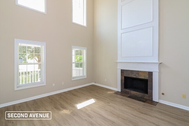 Building Photo - 4454 High Gate Dr NW