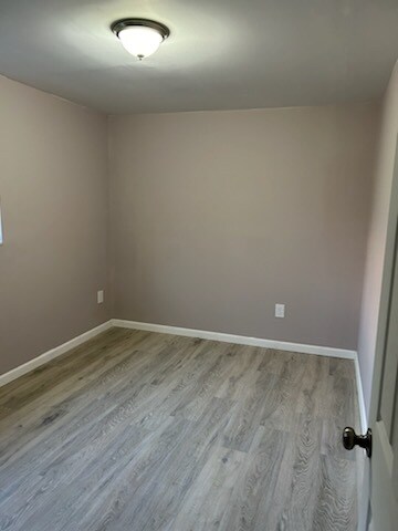 Building Photo - 2823 Glenway Ave