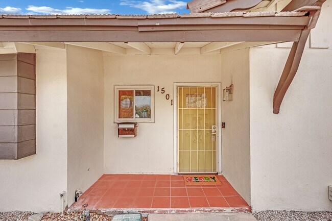 Foto del edificio - Mid-Century Modern Gem in Historic McNeil ...