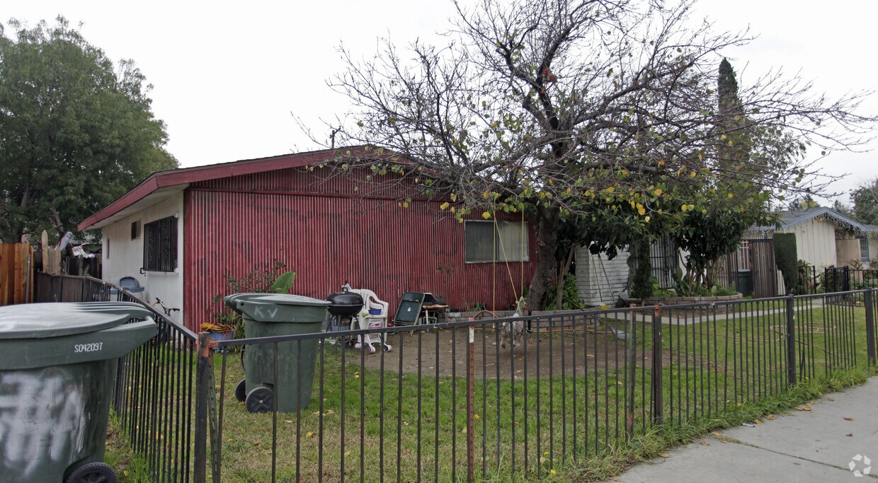 Foto principal - 1340 N Parkside Dr