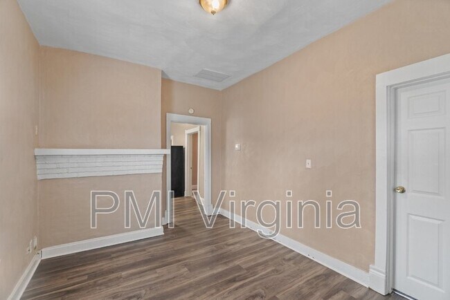 Building Photo - 1200 Fayette St