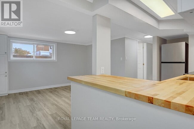 Building Photo - 775 Trojan Ave