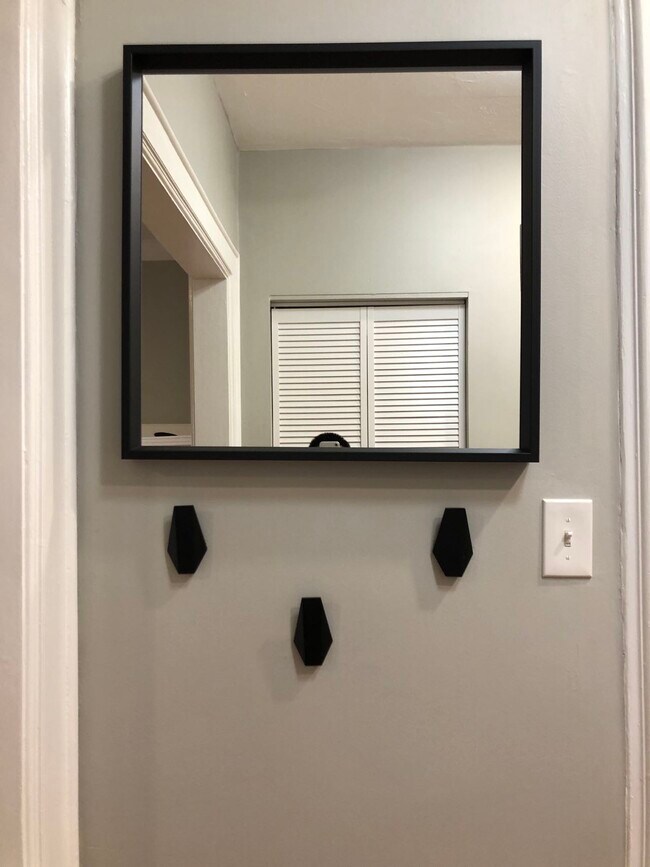 Foto del edificio - 15 Park Vale Ave