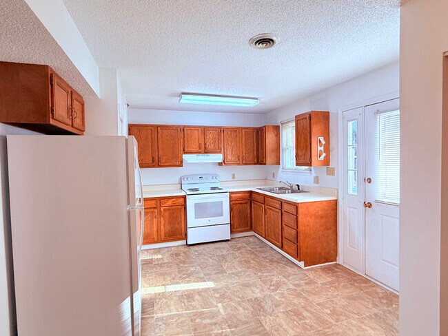 Foto del edificio - 525 Sulphur Spring Rd