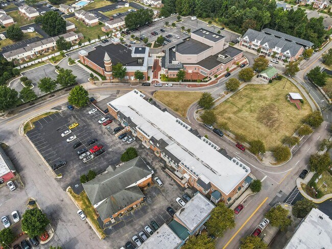 Building Photo - The Fountain Square Apartments