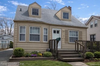 Building Photo - 1127 Hoffman Ave