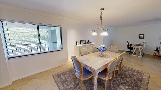 Foto del edificio - 2749 Orchid Oaks Dr