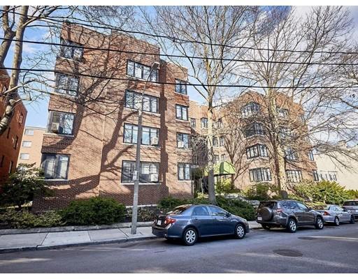 Primary Photo - 65 Strathmore Rd