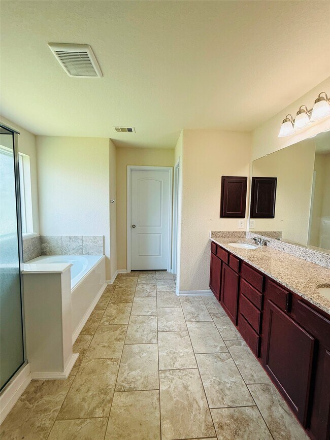 Foto del edificio - 23703 Early Maple Ct