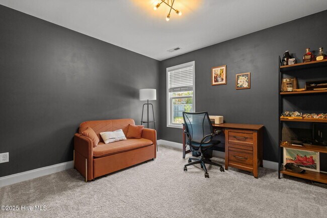 Foto del edificio - 620 Overland Ct
