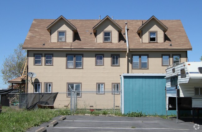 Building Photo - 111 Mahogany Dr
